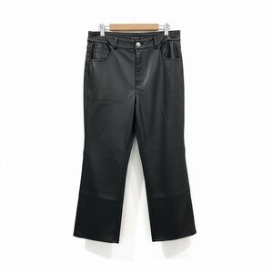 Stradivarius Faux Leather Cropped Flare Pants – Black – Size US 6 (EUR 38)